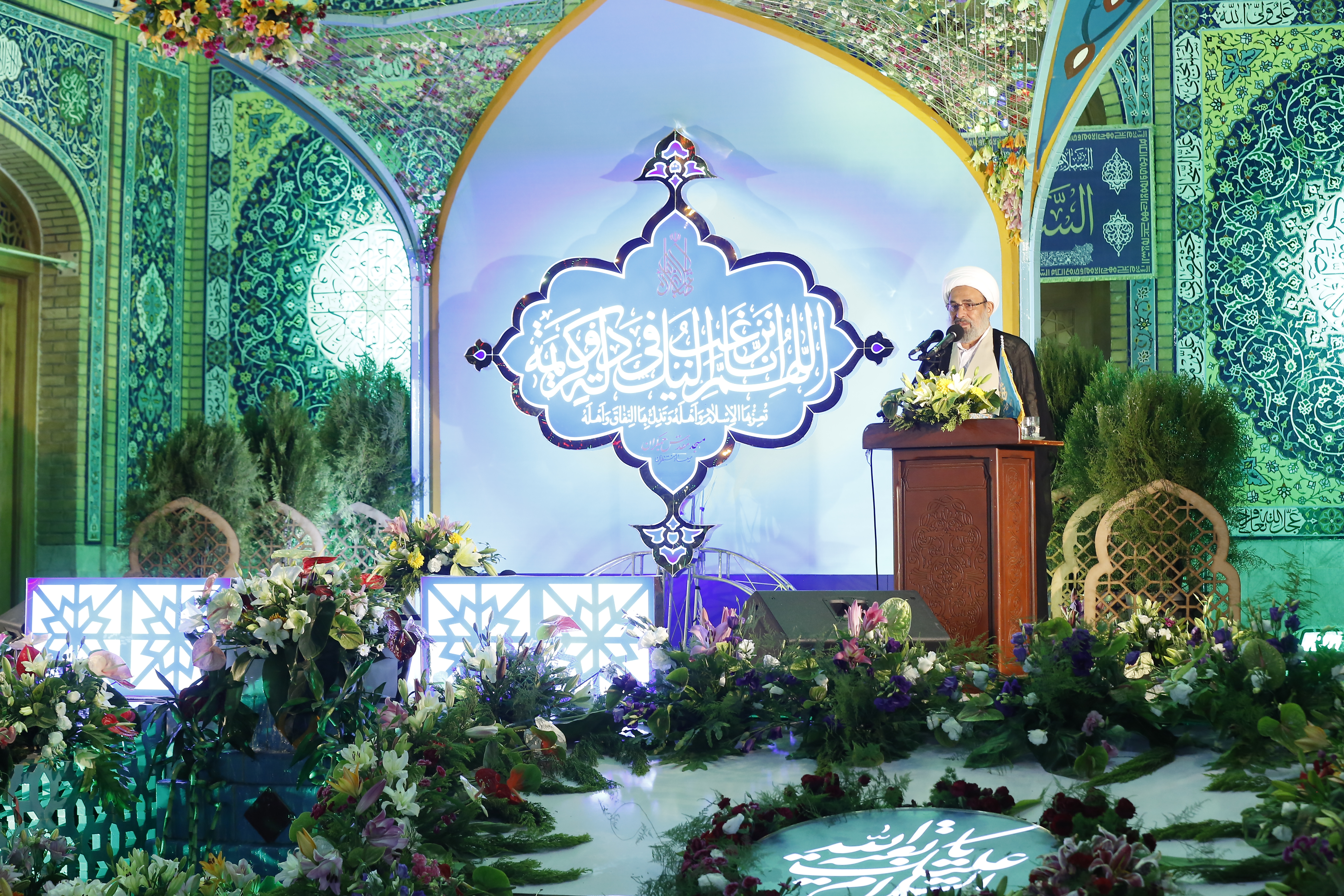 همایش چهار هزار نفری آستان فیروزه ای در شب 17 رمضان برگزار شد