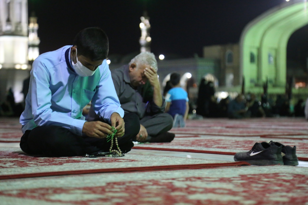 نخستین مراسم دعای کمیل پس از بازگشایی مسجد مقدس جمکران