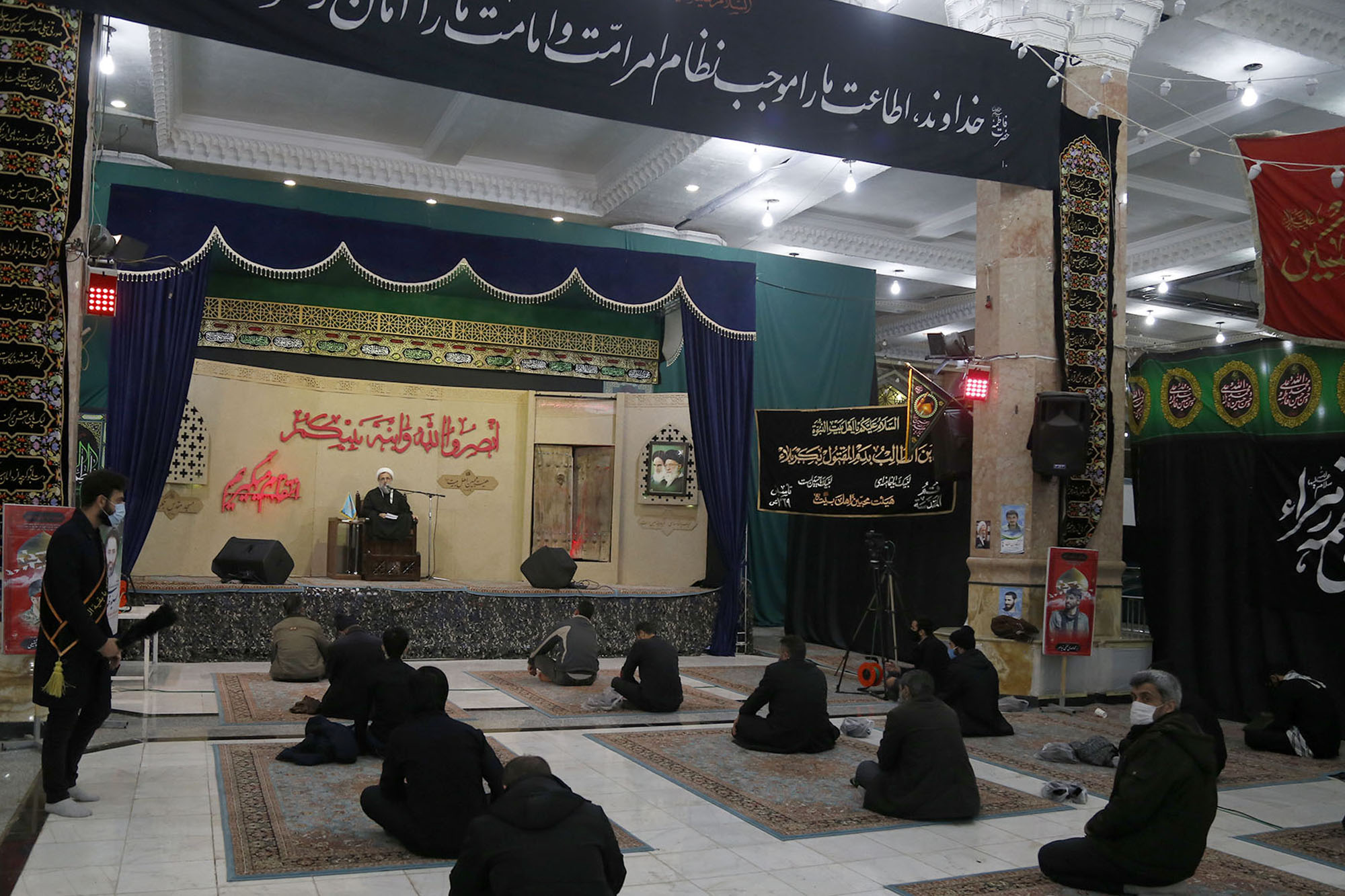 مراسم ایام فاطمیه در مسجد مقدس جمکران