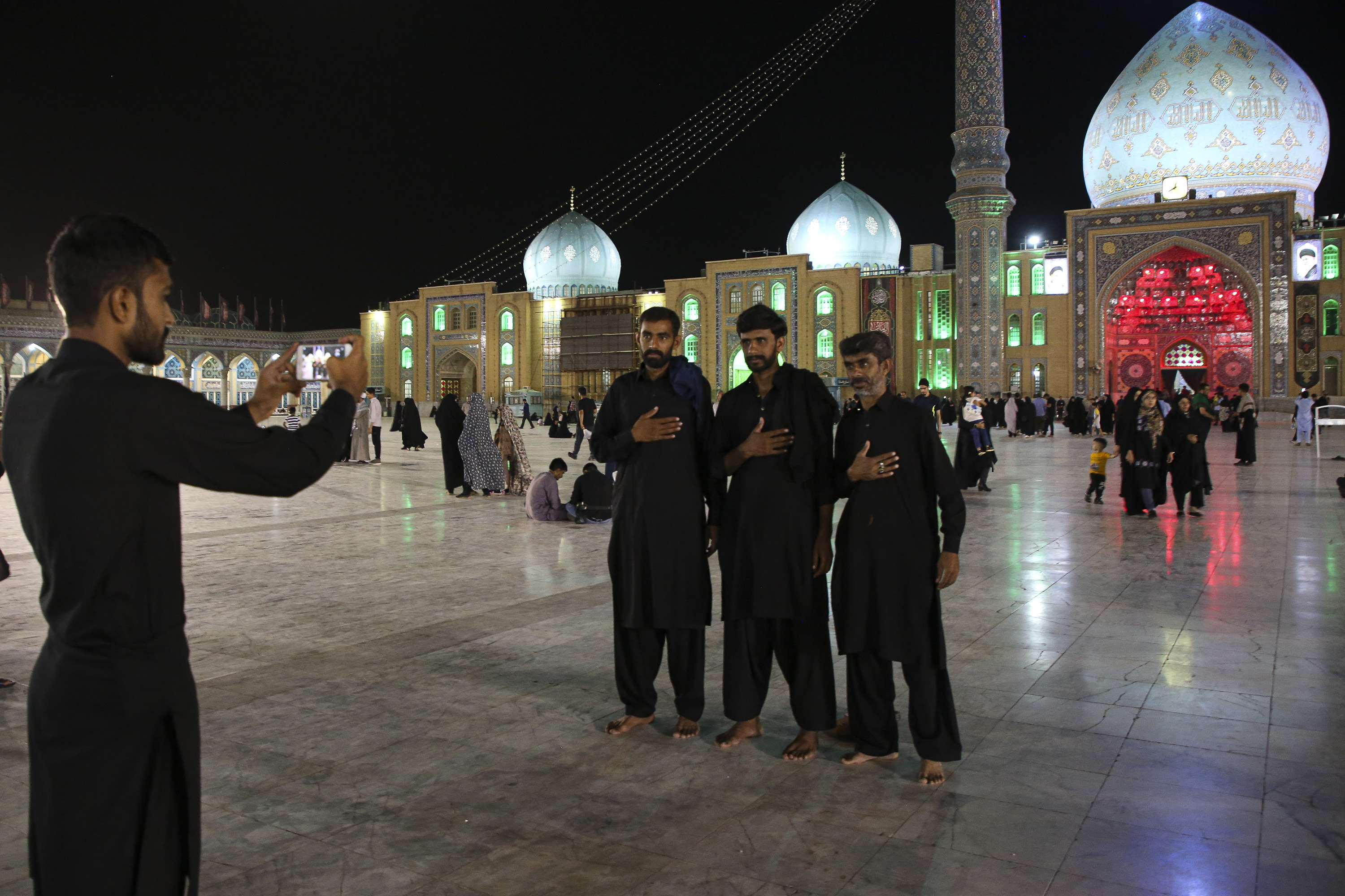میزبانی مسجد مقدس جمکران از 10 هزار زائر اربعین