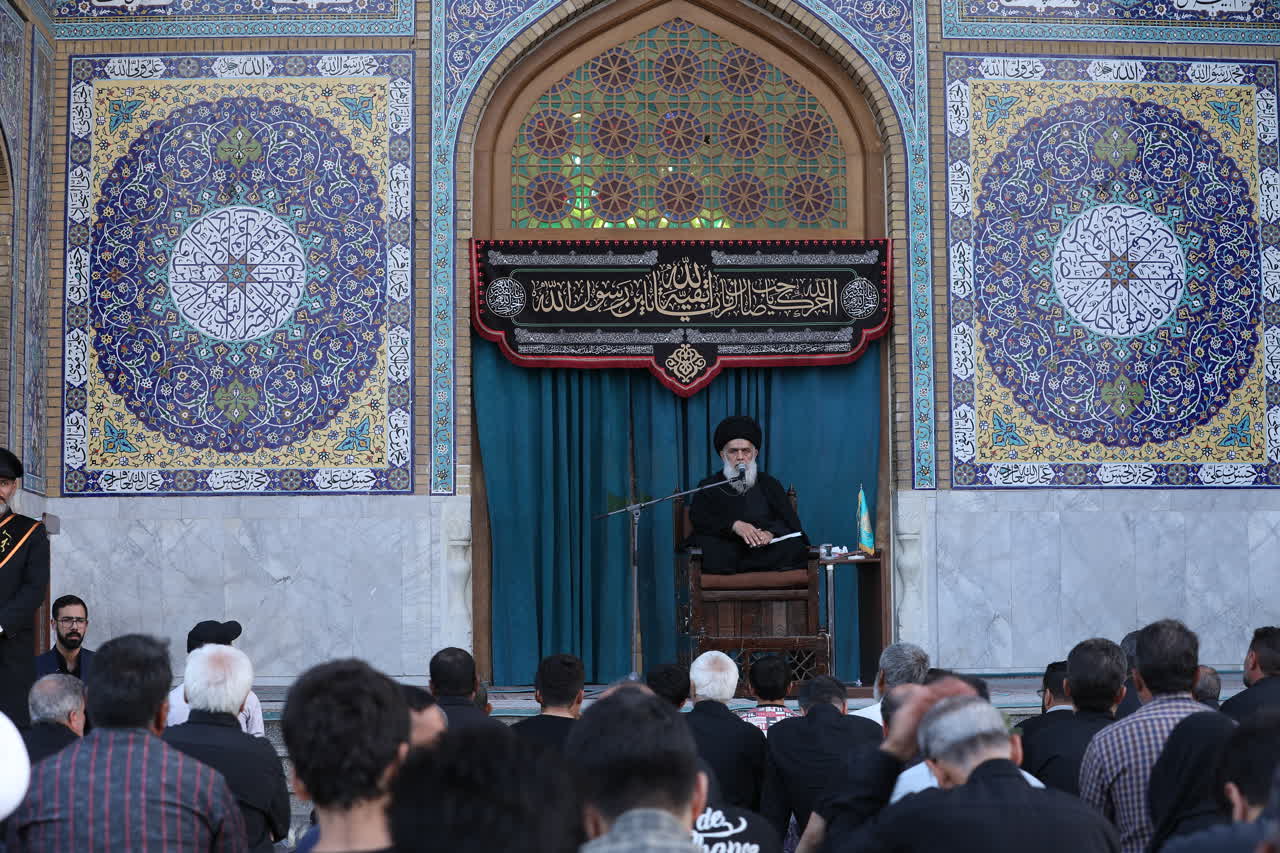 دلدادگان اربعین حسینی در مسجد مقدس جمکران اجتماع کردند